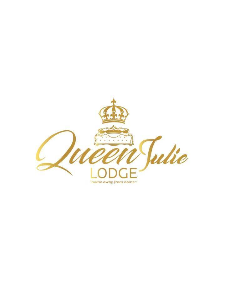 Queen Julie Lodge Fokváros Kültér fotó